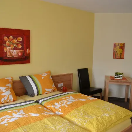 Gaestehaus Weingut Mathy-schanz Apartamento *