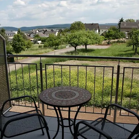 Gaestehaus Weingut Mathy-schanz Apartment Osann-Monzel