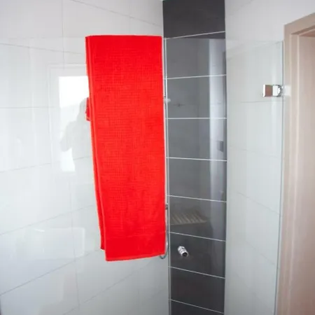 Gaestehaus Weingut Mathy-schanz * Osann-Monzel